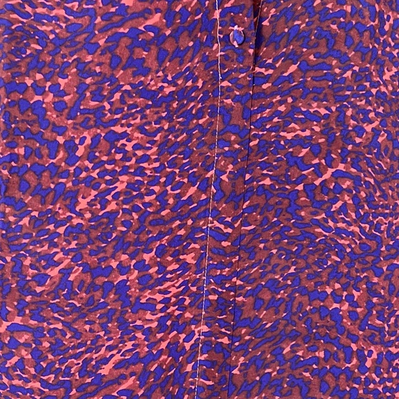 Catherinegee Silk Blouse - Picture 8 of 10